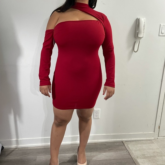 Sexy red dress - Picture 8 of 9